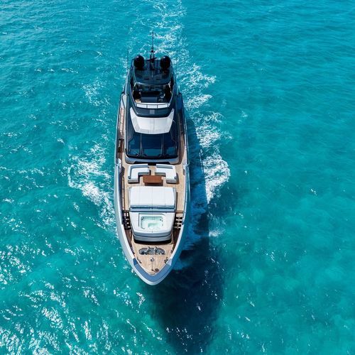 Super-yacht da crociera - 130' BELLISSIMA - Riva - con fly / con 5 cabine / GRP