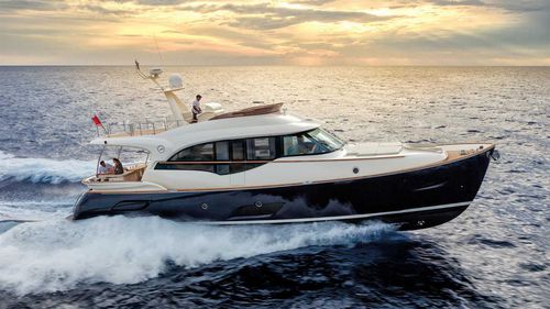 Motor-yacht tradizionale - DOLPHIN 64’  - Mochi Craft - da crociera / lobster / con fly