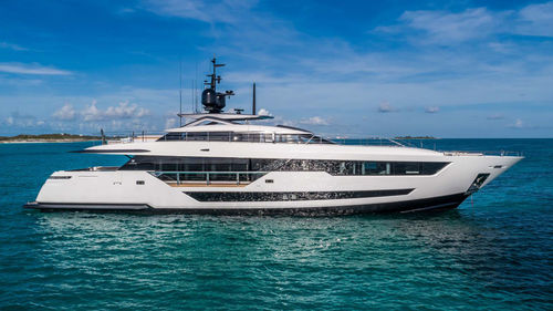 Super-yacht da crociera - Navetta 42  - Custom Line Yacht - con fly / con 5 cabine / GRP