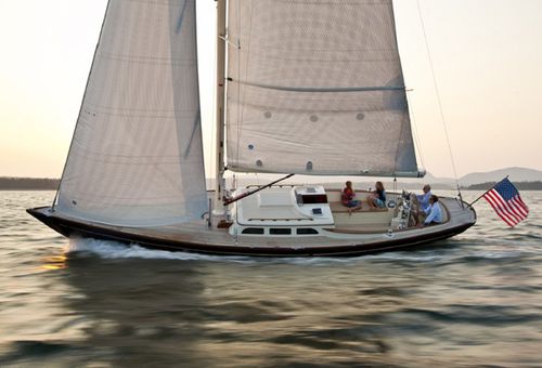 Barca a vela da crociera - M42 - Morris Yachts - con 1 cabina / con albero in carbonio