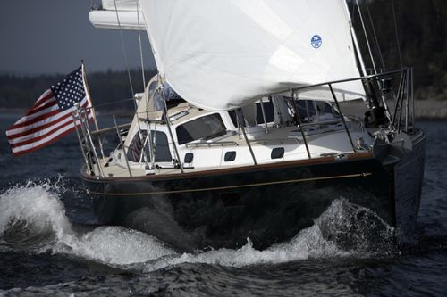 Barca a vela da crociera d'altura - 45 RS - Morris Yachts - da regata / con 2 cabine / raised pilothouse