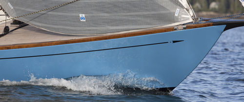 Barca a vela tradizionale - M29x - Morris Yachts - daysailer / con 1 cabina / in carbonio