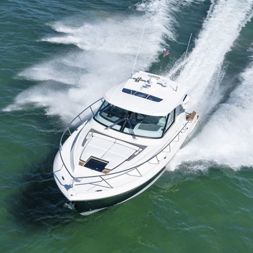 Cabinato fuoribordo - 43LE - Tiara Yachts - bimotore / hard-top / sportivo