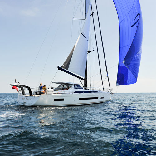Sailing-yacht da crociera - 60 - Chantiers Amel - con 3 cabine / con pozzetto centrale / in fibra di vetro