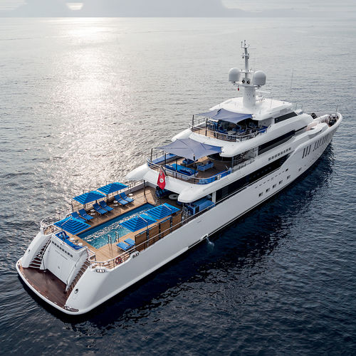Mega-yacht da crociera - SEASENSE - Benetti - con cabina di pilotaggio / con 6 cabine / con piscina