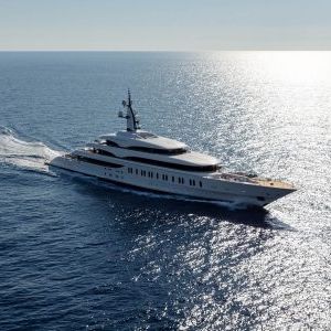 Mega-yacht da crociera - IJE - Benetti - raised pilothouse / su misura