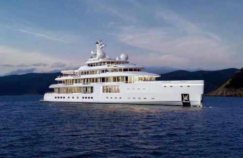 Mega-yacht da crociera - LUMINOSITY - Benetti - raised pilothouse / elettrico / con 12 cabine