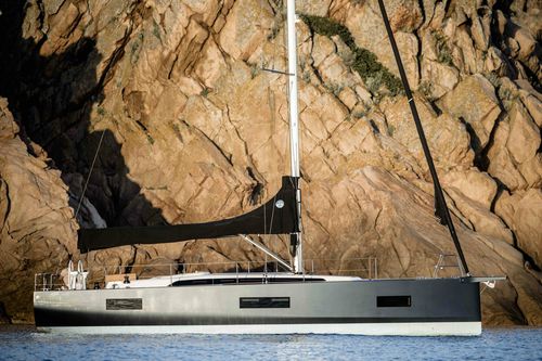 Barca a vela da crociera - 40 - Solaris Yachts srl - con 3 cabine / con 2 cabine / a doppio timone