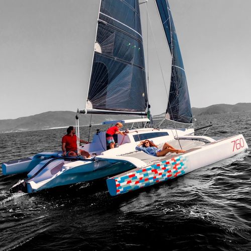 Trimarano - 760 - Corsair Marine International - da crociera / con 1 cabina / con bompresso