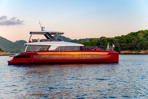 Motor-yacht catamarano - SIXTY 7 - Lagoon - da crociera / da crociera d'altura / con fly