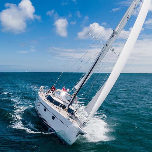 Sailing-yacht da crociera - 565 - Oyster Marine - con 3 cabine / con deck saloon / con bompresso