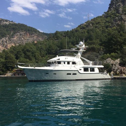 Motor-yacht offshore - 52 - Nordhavn - trawler / con fly / con scafo dislocante