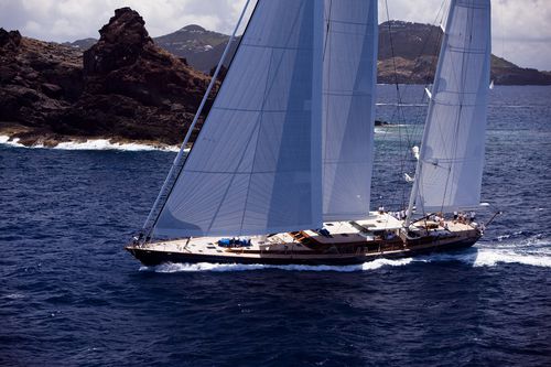 Sailing-superyacht di lusso da crociera - CHRISTOPHER - Pendennis - con 4 cabine / con poppa aperta / in alluminio