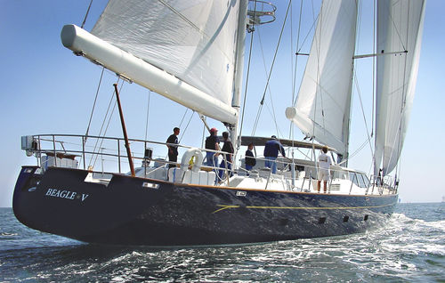 Sailing-superyacht di lusso da crociera - BEAGLE V - Pendennis - con 4 cabine / con poppa aperta / in alluminio