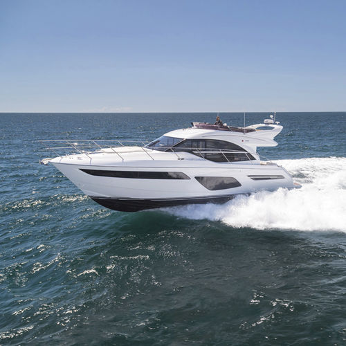 Motor-yacht da crociera - F50 - Princess - con fly / con 3 cabine / con 6 cuccette