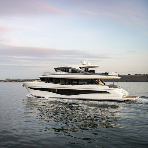 Motor-yacht da crociera - X80 - Princess - classico / con fly / con 4 cabine