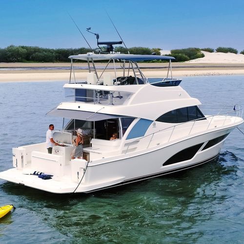 Motor-yacht da pesca - 46  - Riviera - con fly / con 2 cabine