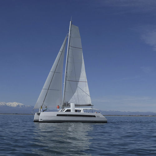 Sailing-yacht catamarano - 53 - CATANA - da crociera d'altura / con 3 cabine / con 4 cabine