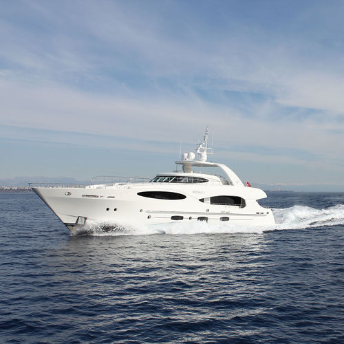 Super-yacht da crociera - 32 M - Vicem Yachts - con fly / raised pilothouse / con 4 cabine