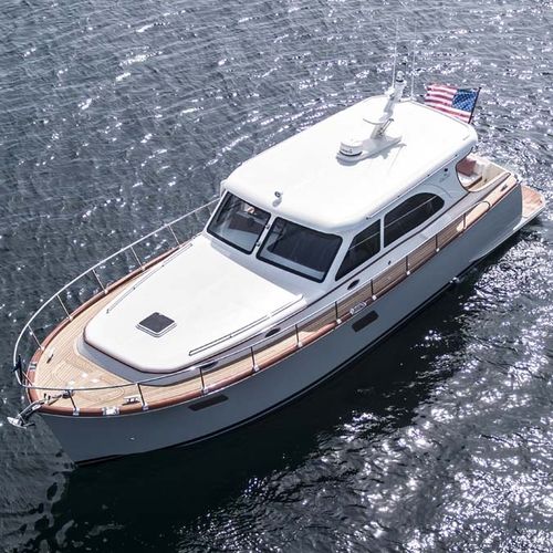 Motor-yacht da crociera - 50 - Vicem Yachts - tradizionale / hard-top / con 3 cabine