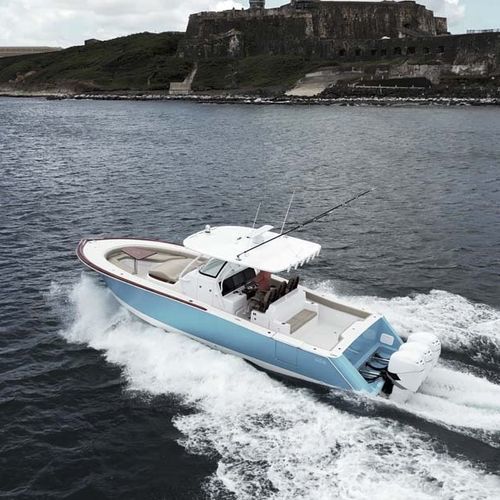 Barca open fuoribordo - TM37 - Vicem Yachts - trimotore / con console centrale / da pesca sportiva
