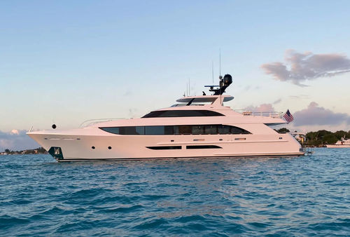 Super-yacht da crociera - W125 - Wesport - raised pilothouse / con 5 cabine / con 10 cuccette