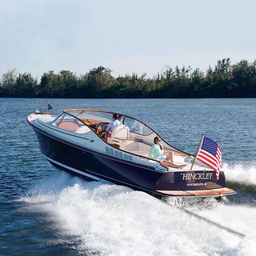 Runabout a idrogetto - 34 - Hinckley - con dual console / con cabina