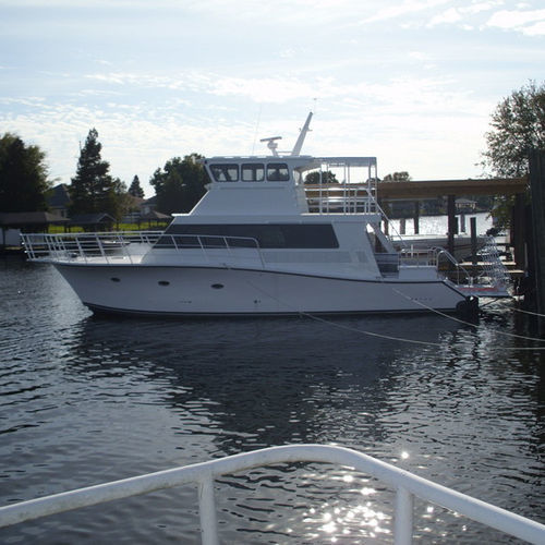 Motor-yacht da charter - 58' - Newton Boats - da immersione / con fly chiuso
