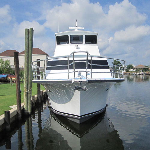 Motor-yacht da pesca - 71' - Newton Boats - da immersione / raised pilothouse / con 7 cuccette