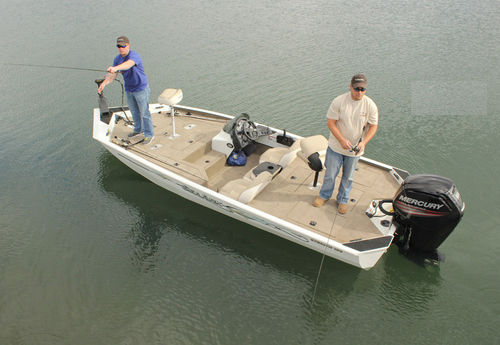 Crappie boat fuoribordo - Stealth 190 - SeaArk Boats - con console laterale / in alluminio / max. 4 persone