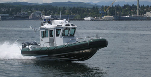 Barca professionale patrol boat - SAFE 27 Walk Around Cabin - Safe Boats - fuoribordo / in alluminio / gommone semirigido