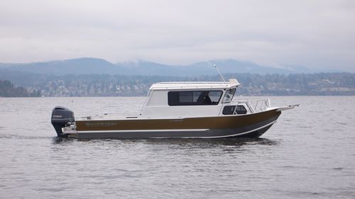 Barca da pesca e diporto fuoribordo - 26' SS PILOTHOUSE - Wooldridge - con cabina di pilotaggio / offshore / in alluminio