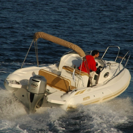 Gommone fuoribordo - Spirit 550  - Mostro - semirigido / con console centrale / sportivo