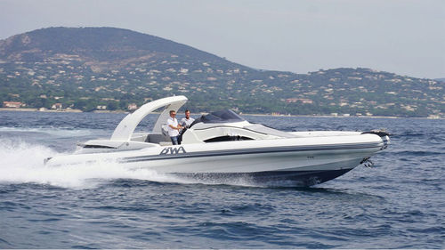 Gommone entrobordo - 40 WL - BWA - bimotore / semirigido / open