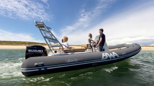 Gommone fuoribordo - 22 GTO - BWA - semirigido / open / con console centrale