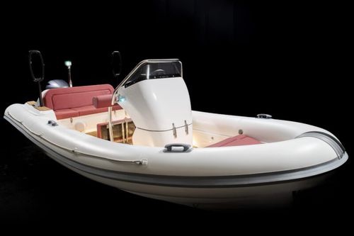 Gommone fuoribordo - 5.5M OB - Ribeye - semirigido / open / con console centrale