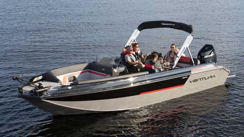 Deck boat fuoribordo - VENTURA 23 RL - Bateaux Princecraft - open / bow-rider / con console laterale