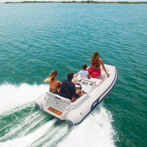 Gommone entrobordo - ABJET 330 - AB Inflatables - semirigido / open / con console laterale