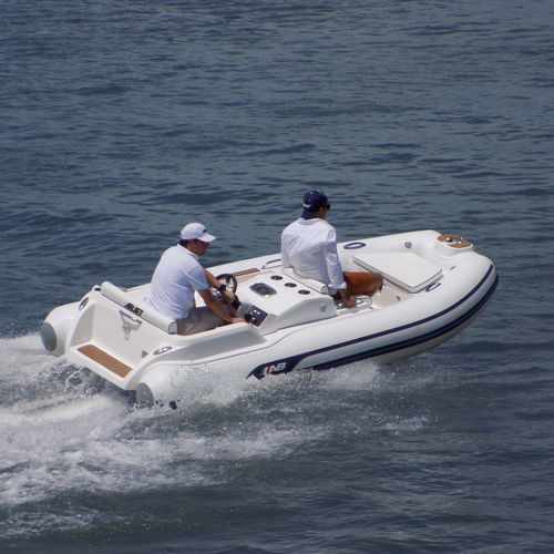 Gommone entrobordo - ABJET 380 - AB Inflatables - semirigido / open / con console laterale