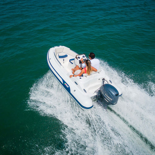 Gommone fuoribordo - 12 DLX - AB Inflatables - semirigido / open / con console laterale