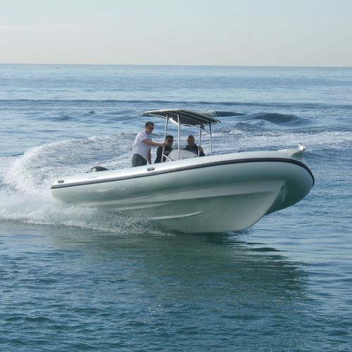 Gommone fuoribordo - 800 D - SCANNER - bimotore / semirigido / con console centrale