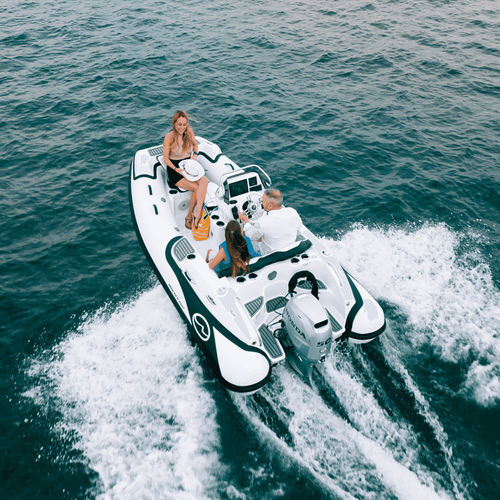 Gommone fuoribordo - Generation 12 - Walker Bay Boats - semirigido / open / con console laterale