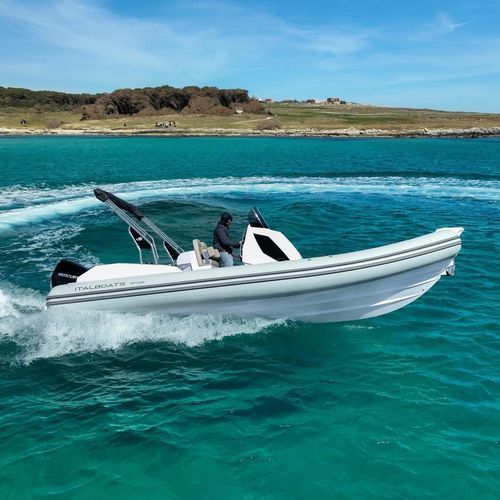 Gommone fuoribordo - Predator 700 Touring - ITALBOATS - RHIB / open / con console centrale
