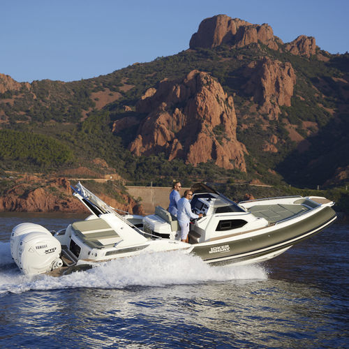 Gommone fuoribordo - CLUBMAN 32 - Joker Boat - a benzina / bimotore / semirigido