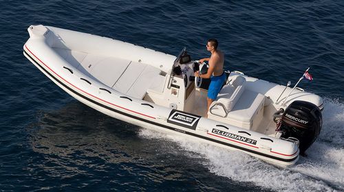 Gommone fuoribordo - CLUBMAN 21 - Joker Boat - semirigido / open / con console centrale