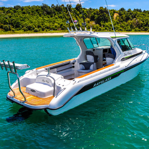 Cabin-cruiser fuoribordo - LEGEND 2800 - Rayglass Boats - entrobordo / diesel / bimotore