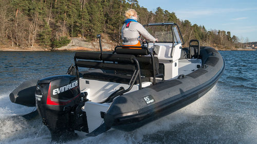 Gommone fuoribordo - R5 Series - RUPERT MARINE - con console centrale / con console jockey / max. 5 persone
