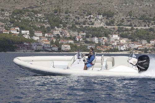 Gommone fuoribordo - Serket 90ST - Scorpion RIBS - semirigido / con carena a gradino / con console centrale