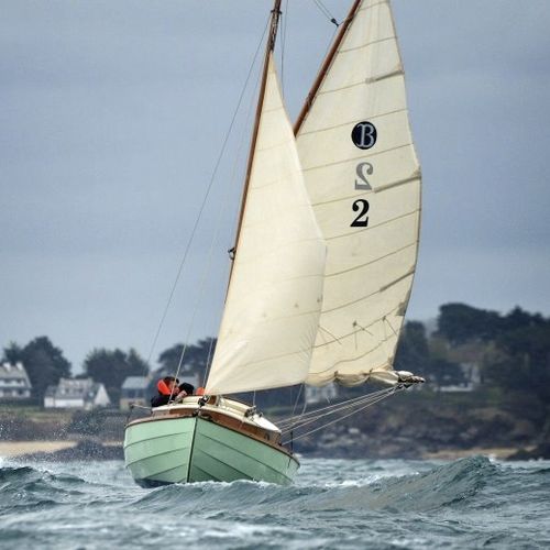 Barca a vela tradizionale - BENIGUET - Grand Largue - daysailer / con 1 cabina / houari