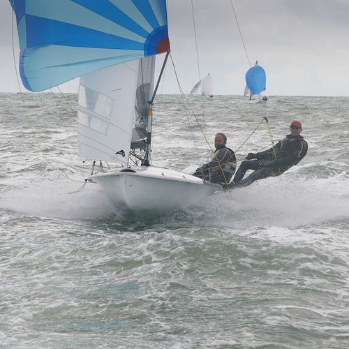 Deriva per due persone - Ovington - da regata / con trapezio singolo / 505